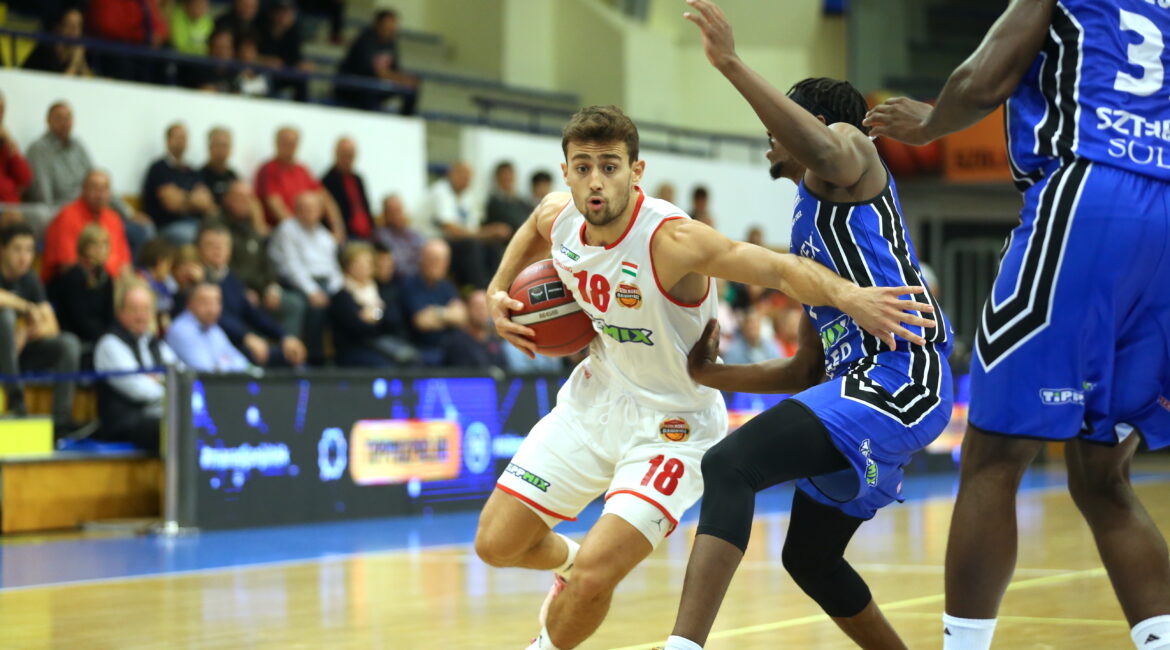 Szolnoki parádé az első és a záró negyedben győztünk az ASE ellen